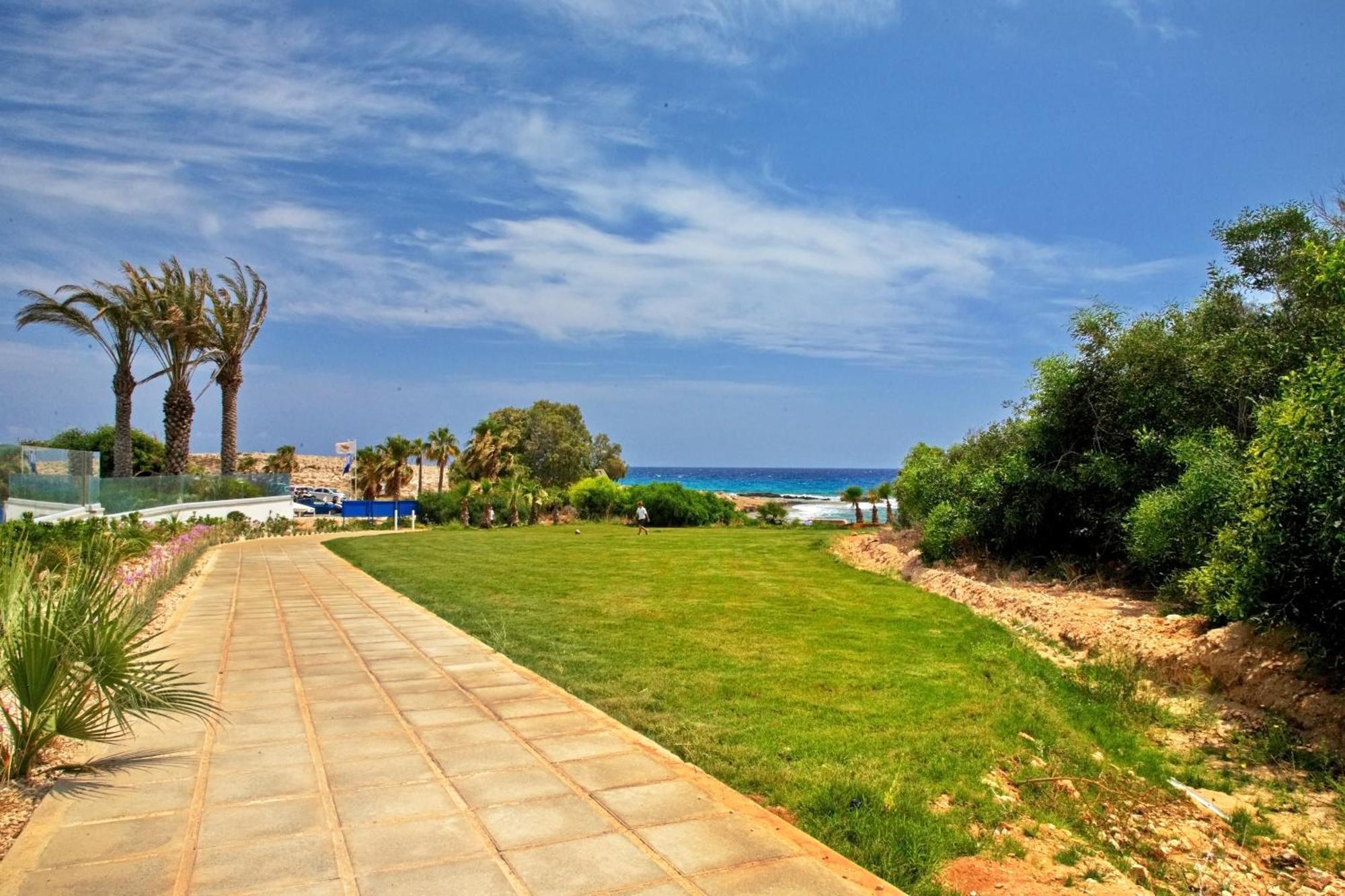 Beachfront Luxury Villa Idania Agia Napa Exterior foto